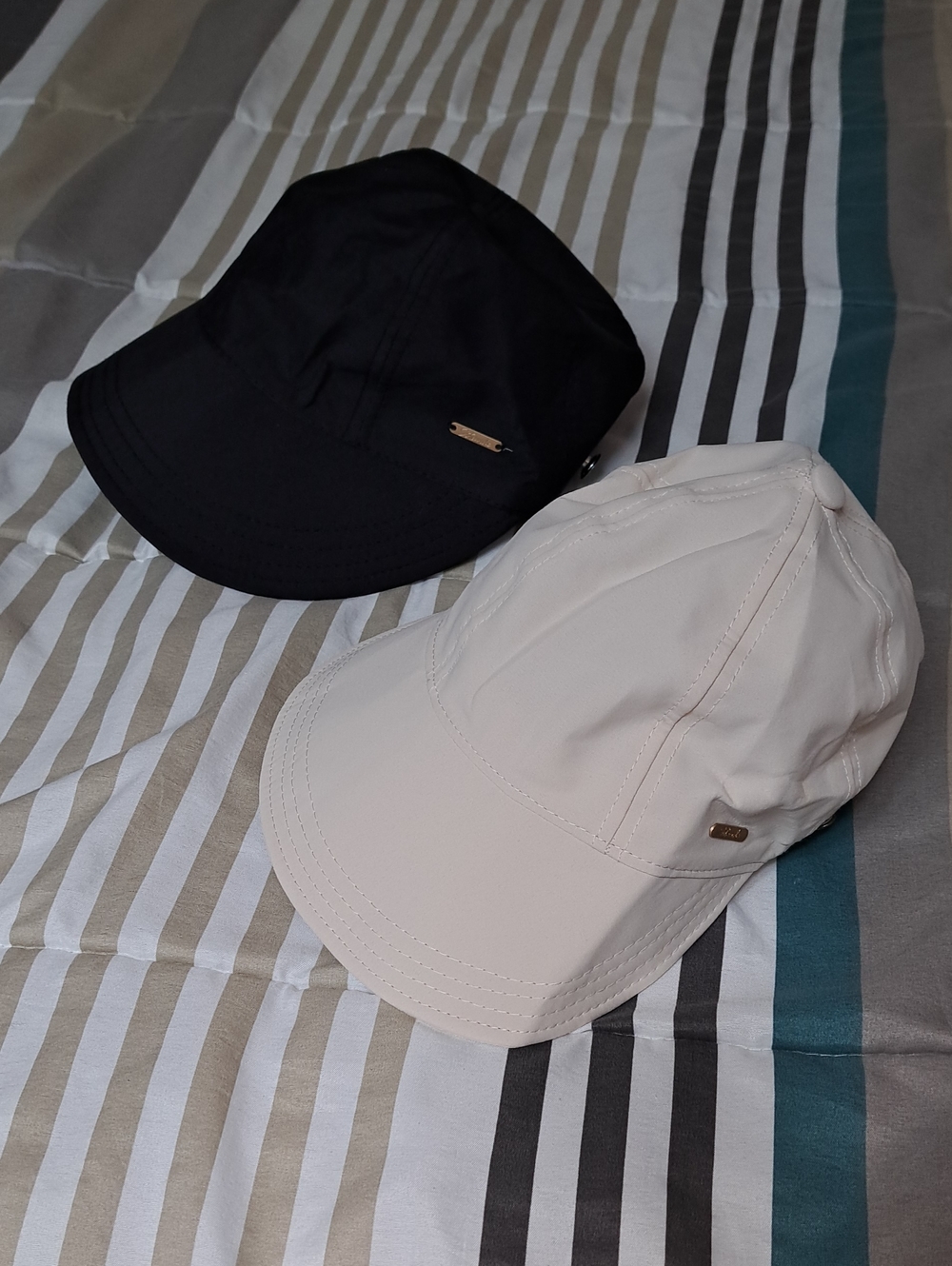Pair Of Women's Packable Wide Brim Caps